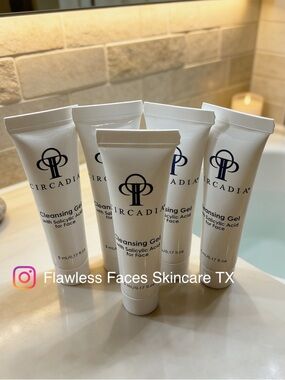Circadia skincare- Cleansing Gel with Salicylic Acid (5) samples - exp 1/28